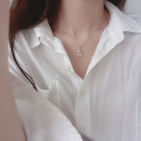 NEW 14K Gold Plated Diamond Bear Necklace - Picture 4 of 10